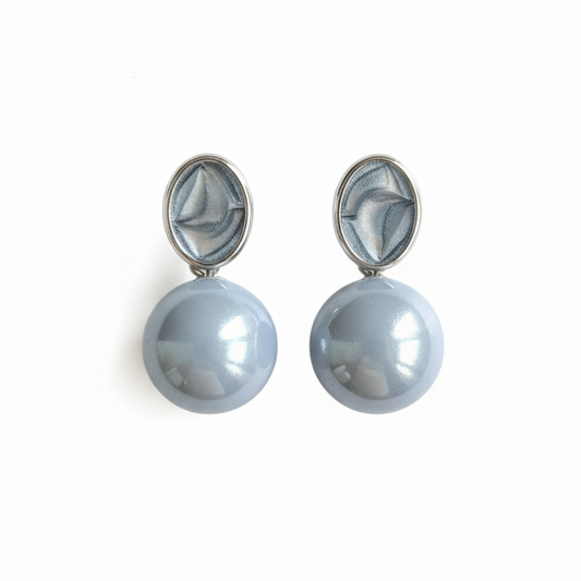 Elegant Sparkle Stud Earrings