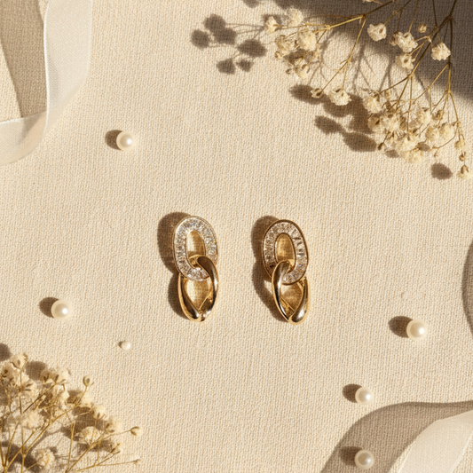 Chic Interlocking Link Stud Earrings