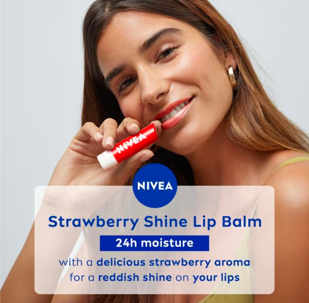 NIVEA
Tinted Lip Balm with Natural oils & 24H melt-in moisture- Fruity Strawberry Shine
(4.8gm)
